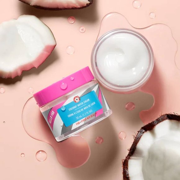 First Aid Beauty Hello FAB Coconut Water Cream - Picture 2 of 3